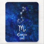 Scorpio Zodiac Constellation Blue Galaxy Monogram Muismat<br><div class="desc">Schorpioen Zodiac Constellation Blue Galaxy Monogram Design Met trendy geborsteld script lettertype, donkerblauwe hemelse waterverf achtergrond textuur, gloeiende sterrenbeeld, en The Scorpion symbol. Modern Astrologisch Geboortehoroscoop, is perfect voor elke Scorpion Verjaardag Van 23 oktober - 21 november ! Met optionele monogram First Middle en Achternaam Initiaal Letters (Of laat het...</div>