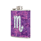 Scorpio Zodiac-symbool op roze digitale camouflage Heupfles (Links)