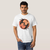 Scorpion Tribal Grafisch Ontwerp T-shirt (Voorkant volledig)