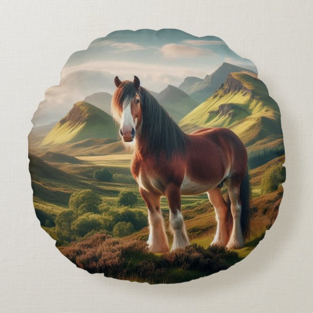 Scotland highlands Clydesdale horse Rond Kussen (Voorkant)
