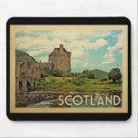 Scotland Muismat Castle Vintage Travel<br><div class="desc">Het Schotse ontwerp in de stijl Vintage Travel,  met de prachtige wijze waarop het kasteel van Eilean Donan wordt ontworpen.</div>