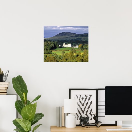 Scotland, Tayside, Blair Castle. In an emerald Poster (Thuiskantoor)