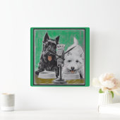 Scottie dogs Blackie en Whitie op de radio Vierkante Klok (Huis)
