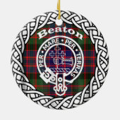 Scottish Clan Beaton Tartan en Crest Keramisch Ornament (Achterkant)
