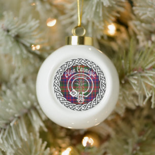 Scottish Clan Carnegie Tartan en Crest Keramische Bal Ornament