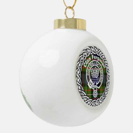 Scottish Clan Ferguson Tartan en Crest Keramische Bal Ornament (Links)
