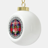 Scottish Clan Gillies Tartan en Crest Keramische Bal Ornament (Rechts)