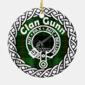 Scottish Clan Gunn Tartan en Crest Keramisch Ornament (Achterkant)