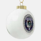 Scottish Clan Guthrie Tartan en Crest Keramische Bal Ornament (Links)