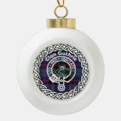 Scottish Clan Guthrie Tartan en Crest Keramische Bal Ornament (Voorkant)