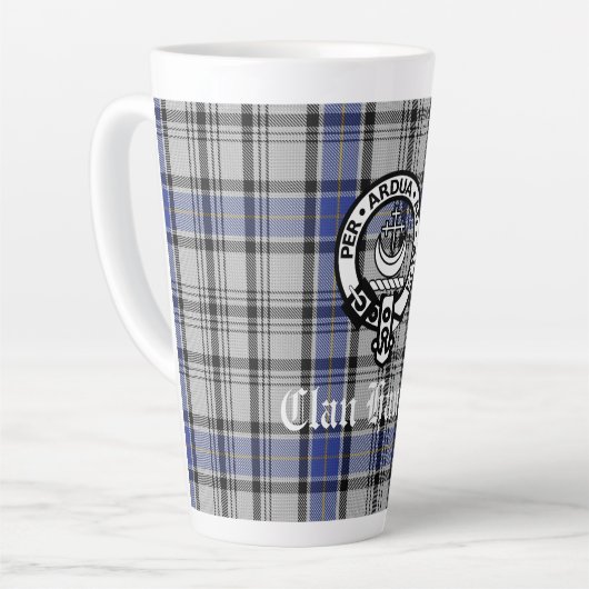 Scottish Clan Hannay Crest Badge en Tartan Custom Latte Mok (Linkerhoek)