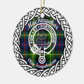 Scottish Clan MacFarquhar Tartan en Crest Keramisch Ornament (Links)