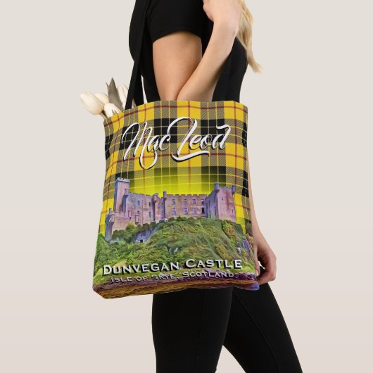 Scottish Clan MacLeod Dunvegan Castle Tartan Pset Tote Bag (Dichtbij)
