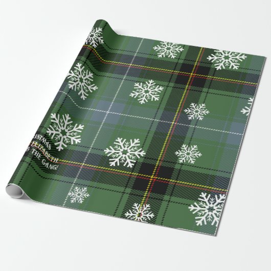 Scottish Green Tartan Snowflake Personalized Xmas Cadeaupapier (Uitgerold)