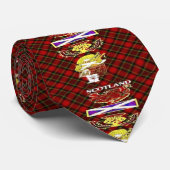 Scottish Lion, Thistle, Flag en Piper op Red Tarta Stropdas (Opgerold)