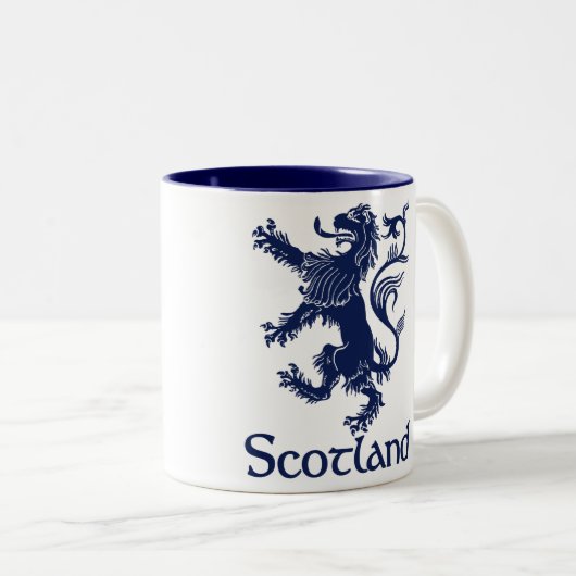 Scottish Rampant Lion Navy Blue Tweekleurige Koffiemok (Voorkant rechts)