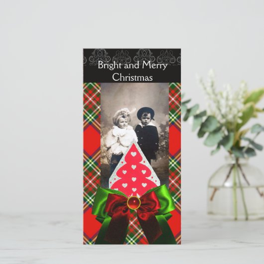 SCOTTISH TARTAN, CHRISTMAS TREE EN RED GREEN BOWS FEESTDAGENKAART (Staand voorkant)