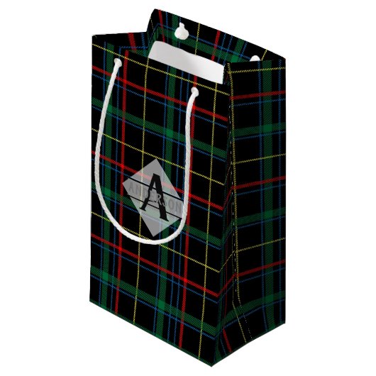 Scottish Tartan Monogram Green Red Black Klein Cadeauzakje (Voorkant Gekanteld)