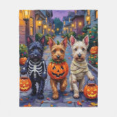 Scottish Terrier Dogs in Halloween Costumes Fleece Deken (Voorkant)