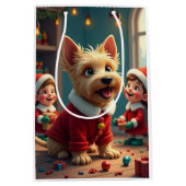 Scottish Terrier Helping Santa’s Elves Christmas Medium Cadeauzakje (Voorkant)