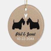 Scottish Terriers Couple Scottie Dogs Love Custom Keramisch Ornament (Links)