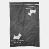 Scottish Terriers Spoiled here Chalkboard Theedoek (Verticaal)