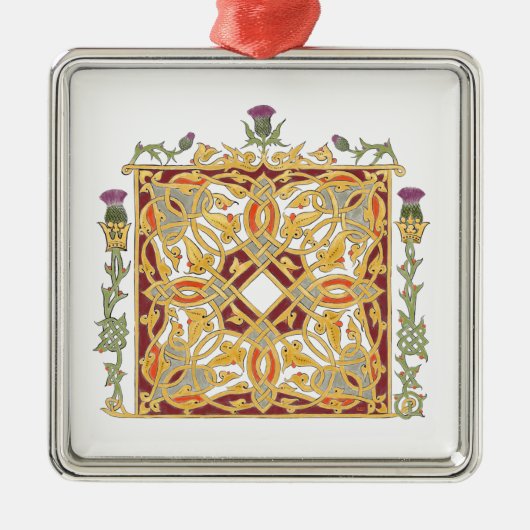 Scottish Thistle and Crown Red & Gold Celtic Knot Metalen Ornament (Voorkant)