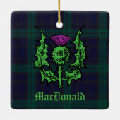 Scottish Thistle on Dark Tartan Custom Name Keramisch Ornament (Achterkant)