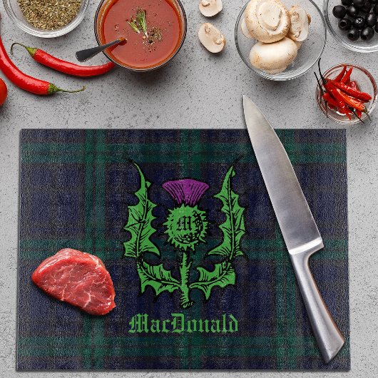 Scottish Thistle on Dark Tartan Custom Name Snijplank
