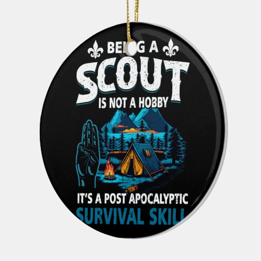 Scout zijn is geen hobby, maar een apocalyptische  keramisch ornament (Links)