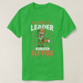 Scoutsleider per dag Sly fox van natuur Cub Master T-shirt (Design voorkant)