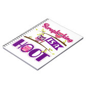 Scrapbooking is een Hoot Cute Scrapbooker Notitieboek (Linkerzijde)