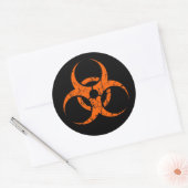 Scratched Oranje Biohazard Symbool op zwart Ronde Sticker (Envelop)