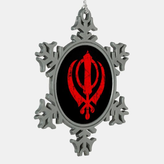 Scratched Red Sikh Khanda-symbool op zwart Tin Sneeuwvlok Ornament (Links)