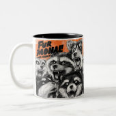 Screaming Faces in Black and White Zine Art Tweekleurige Koffiemok (Links)