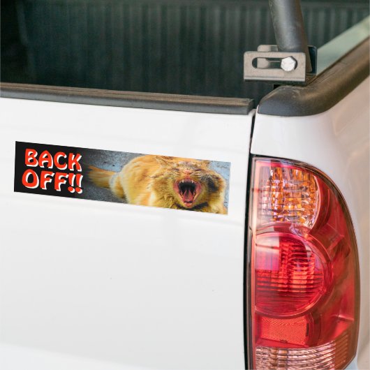 Screeningstaart achter de traagmakerij bumpersticker (Op Truck)