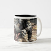 Screenshot: Flash vs. Grundy 2 Tweekleurige Koffiemok (Voorkant rechts)