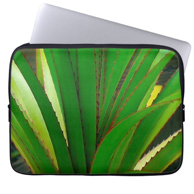 Screw Pine Closeup Laptop Sleeve (Voorkant)