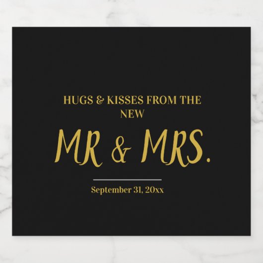 Script Black and Gold Elegant Mr & Mrs Wedding Likeurfles Etiket (Enkel label)