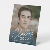 Script Class of 2024 Afstuderen Welkom Reclamebord Met Voetstuk (Voorkant)