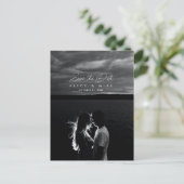 Script elegante witte kalligrafie Save the Date Aa Aankondigingskaart (Staand voorkant)