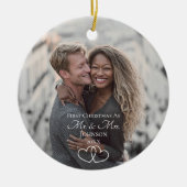 Script First Christmas Mr & Mrs Wedding Photo Keramisch Ornament (Voorkant)