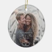 Script First Christmas Mr & Mrs Wedding Photo Keramisch Ornament (Links)