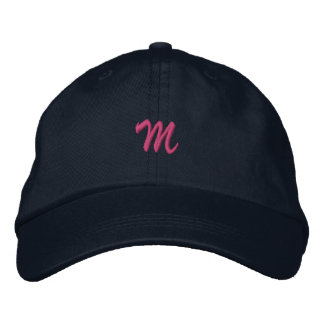Script-Letter M Geborduurde Pet