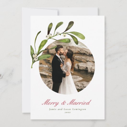 Script & Mistletoe Vrolijk & Getrouwd Foto Feestdagenkaart (Voorkant)
