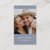 Script Modern Typografie Fotograaf Dusty Blue Visitekaartje (Voorkant)