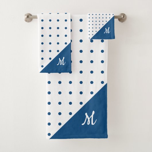 Script Monogram Blauw op wit Polka Dot Patroon Bad Handdoek (Insitu)