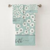Script Monogram Boho Salie Groen Wit Grijs Bloem Bad Handdoek (Insitu)