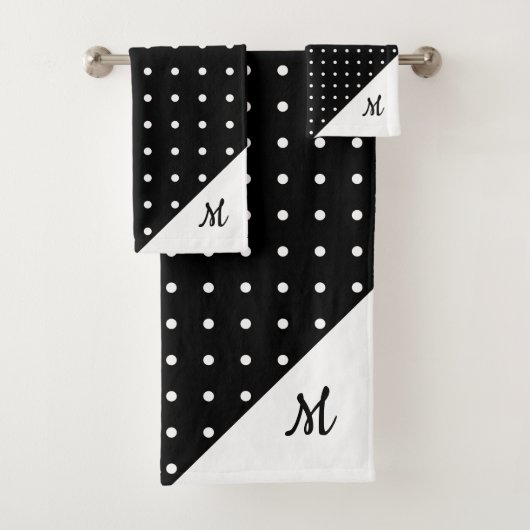 Script Monogram Wit op Black Polka Dot Pattern Bad Handdoek (Insitu)