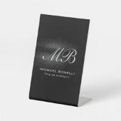 Script monogram zwart grijs modern schattig reclamebord met voetstuk (Voorkant)
